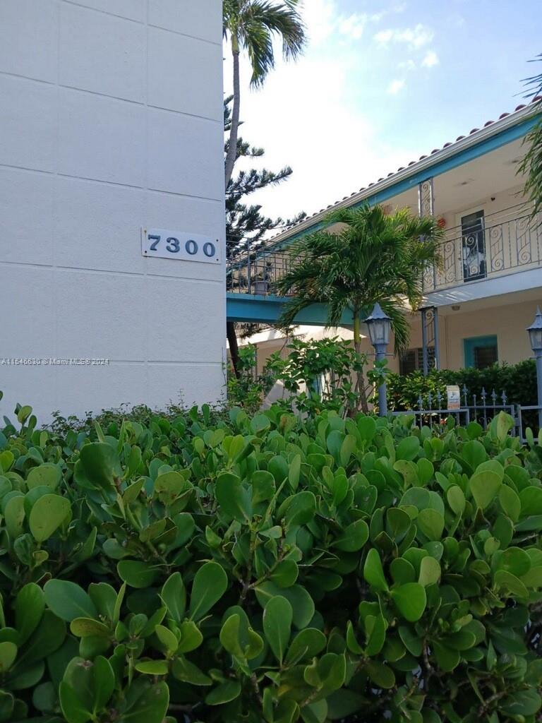 BLUE SKY CONDO - Residential Lease