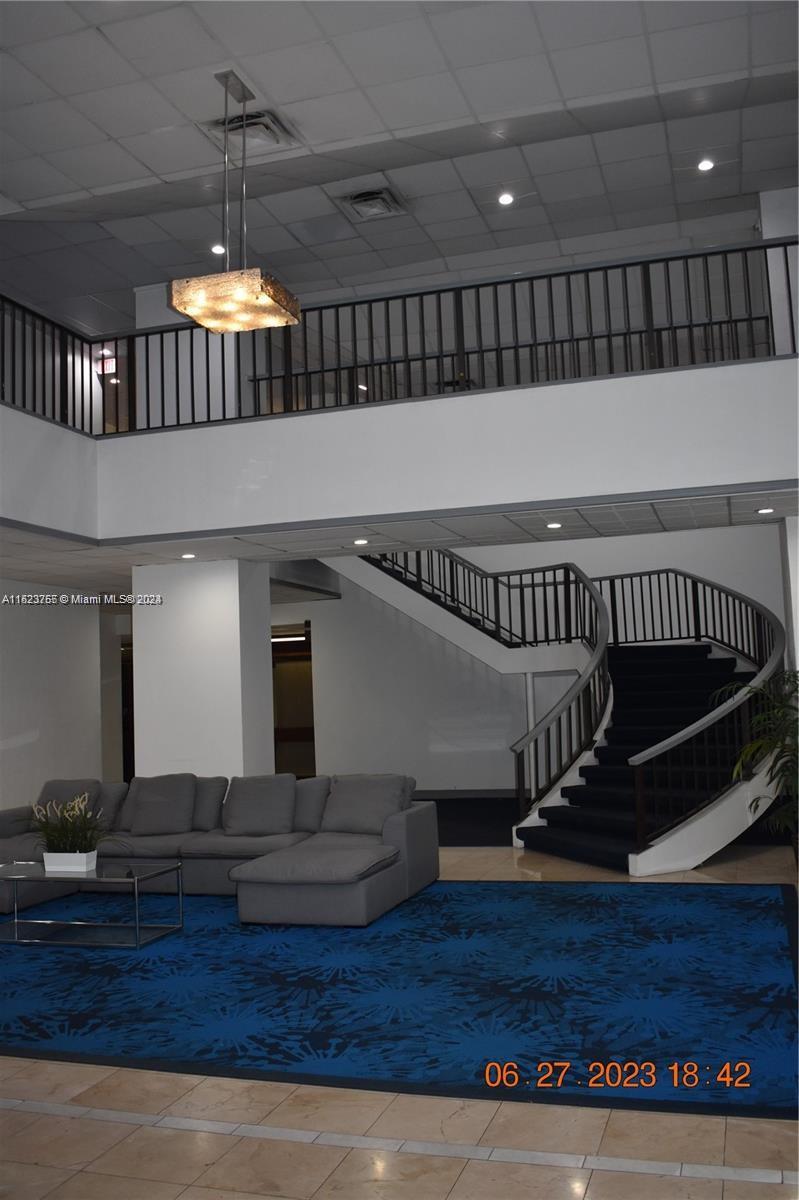 SAILBOAT CAY CONDO - Residential Lease