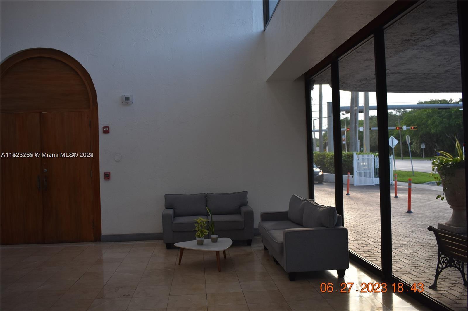 SAILBOAT CAY CONDO - Residential Lease