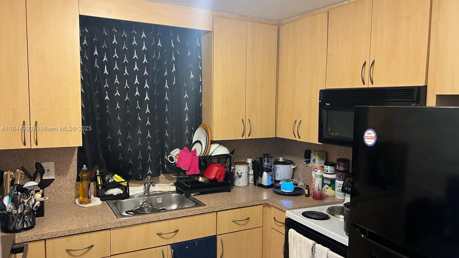 STAR LAKES ESTATES NO 3 C - Residential