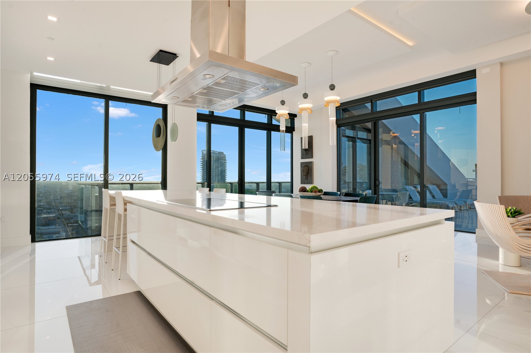 RISE CONDO - Residential