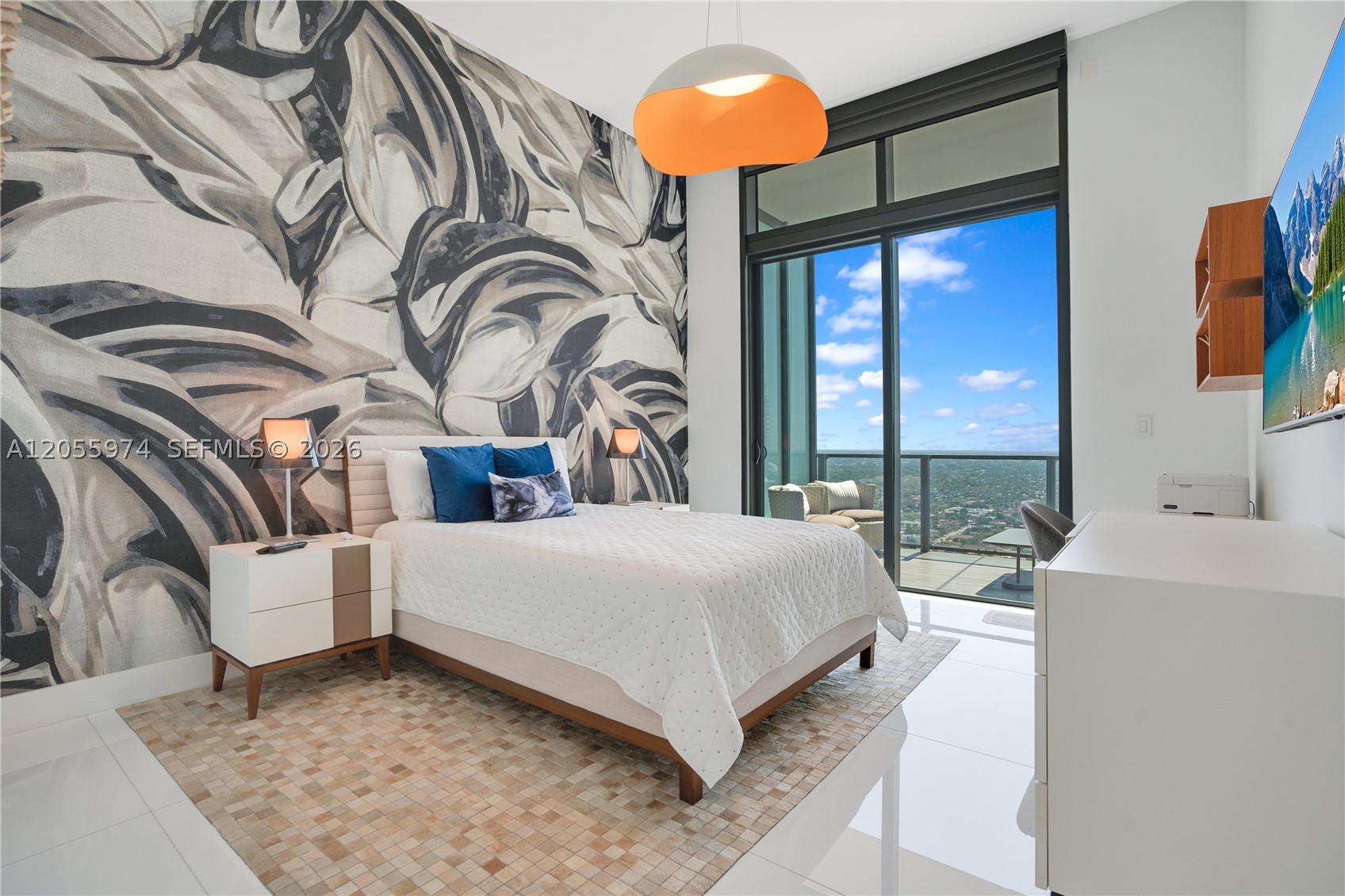 RISE CONDO - Residential