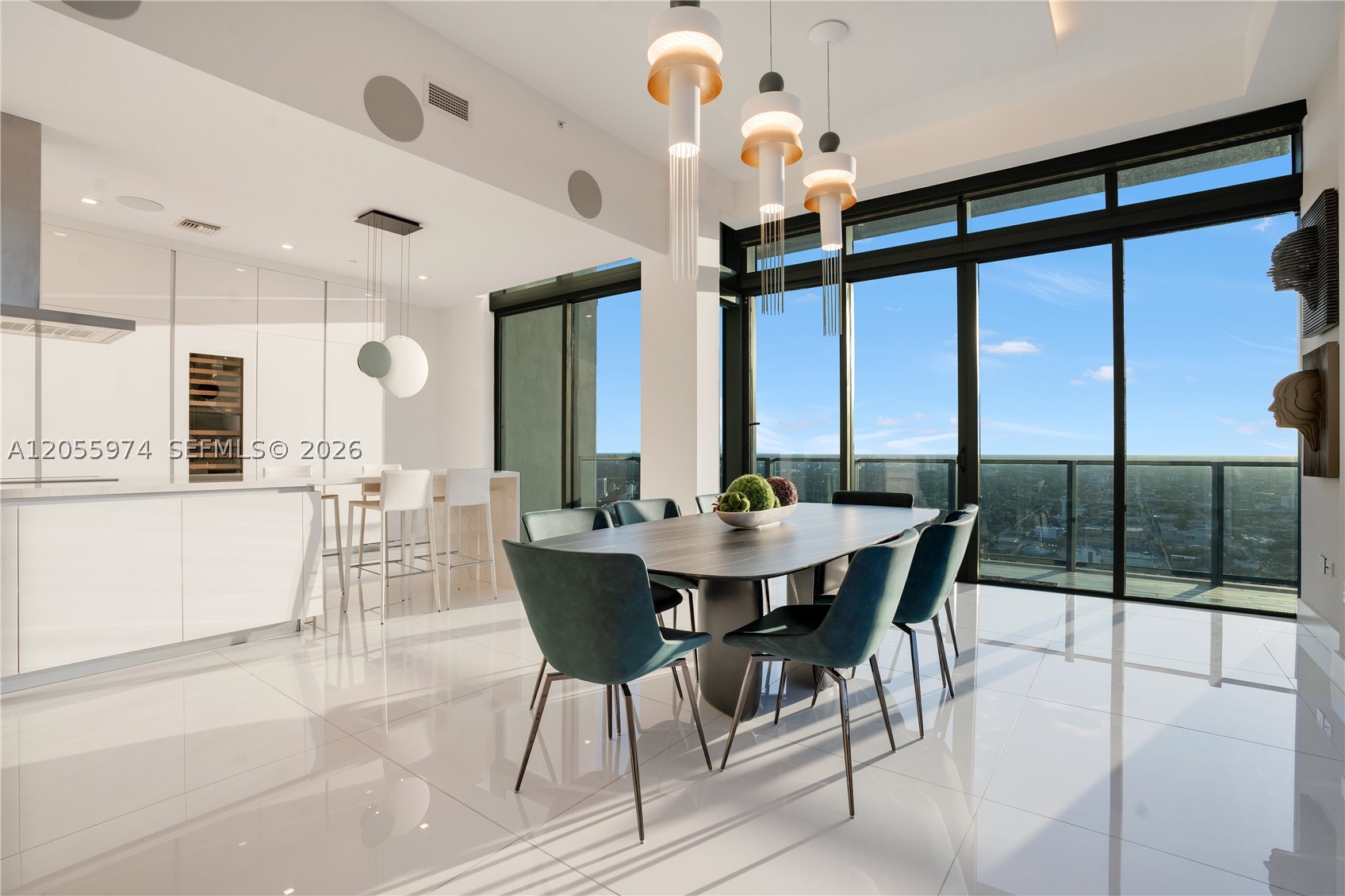 RISE CONDO - Residential