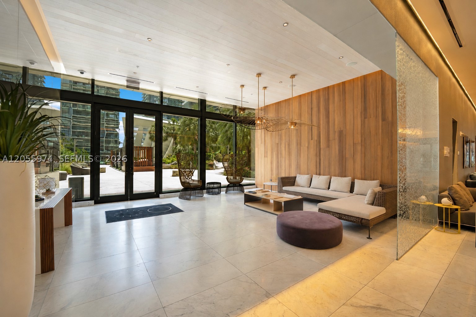 RISE CONDO - Residential
