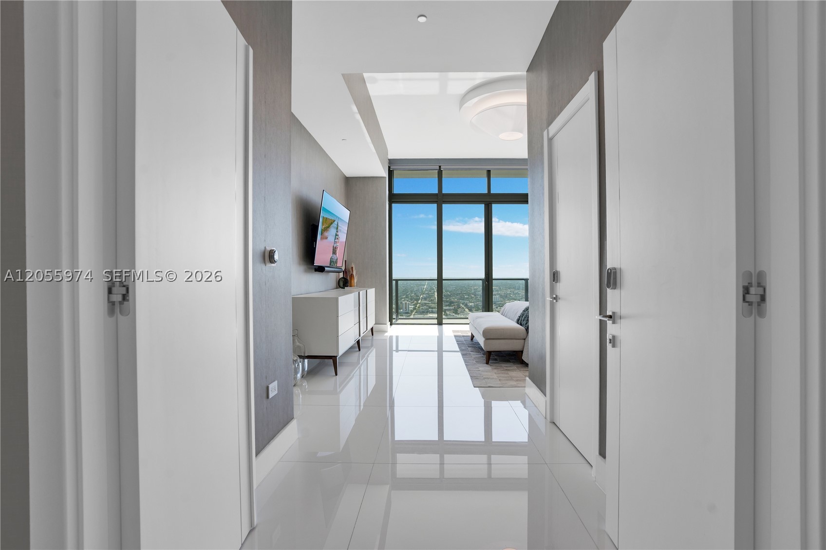 RISE CONDO - Residential