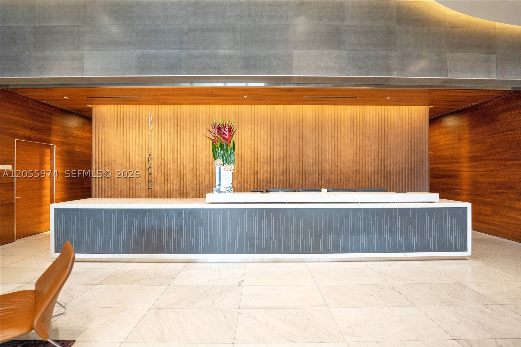 RISE CONDO - Residential
