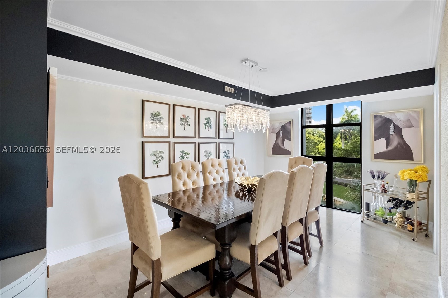 TOWERS OF QUAYSIDE CONDO - Residential