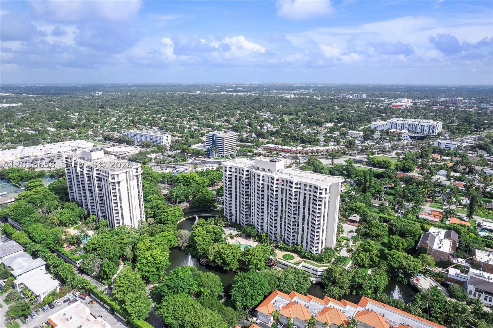 TOWERS OF QUAYSIDE CONDO - Residential