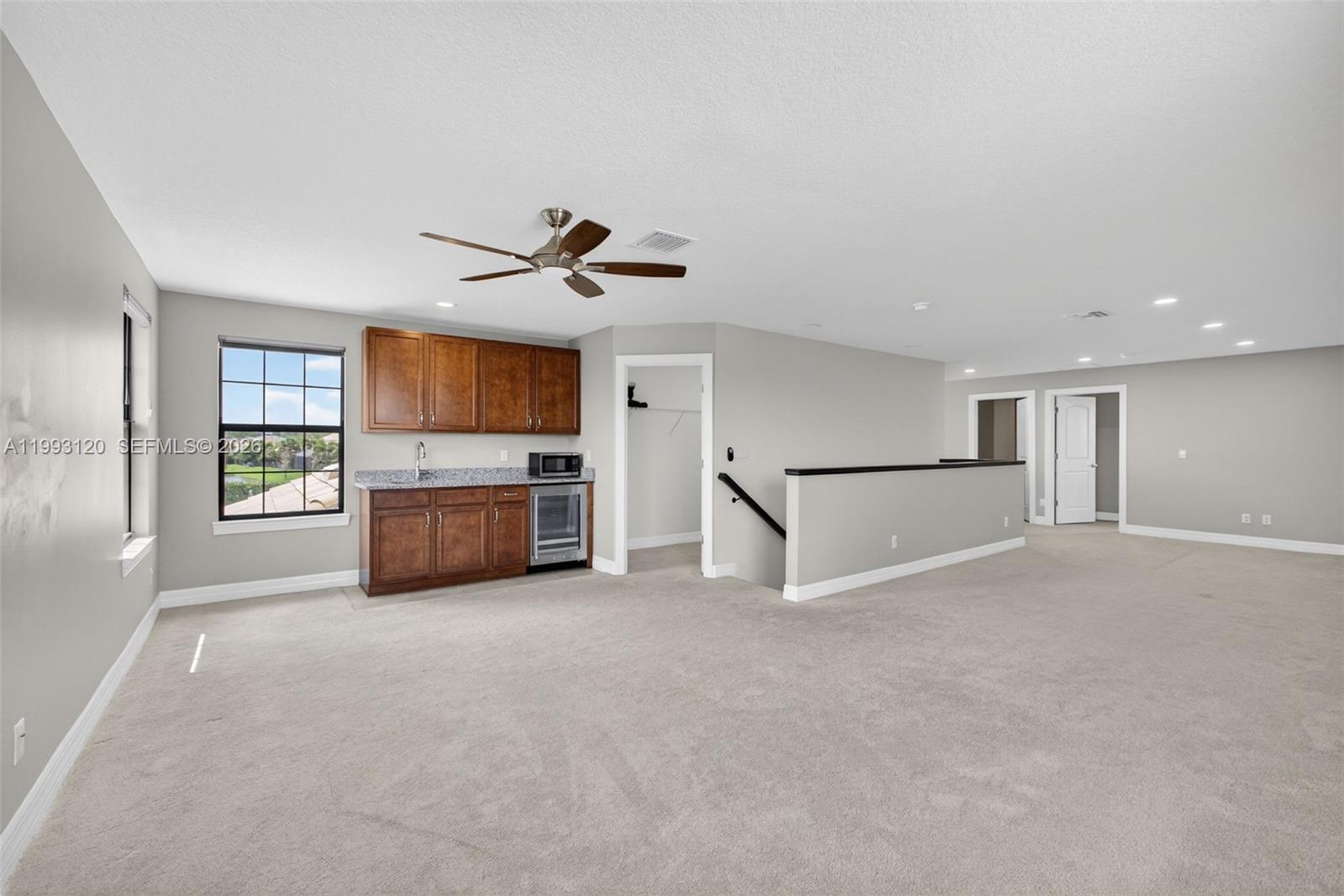 SONOMA ISLES - Residential