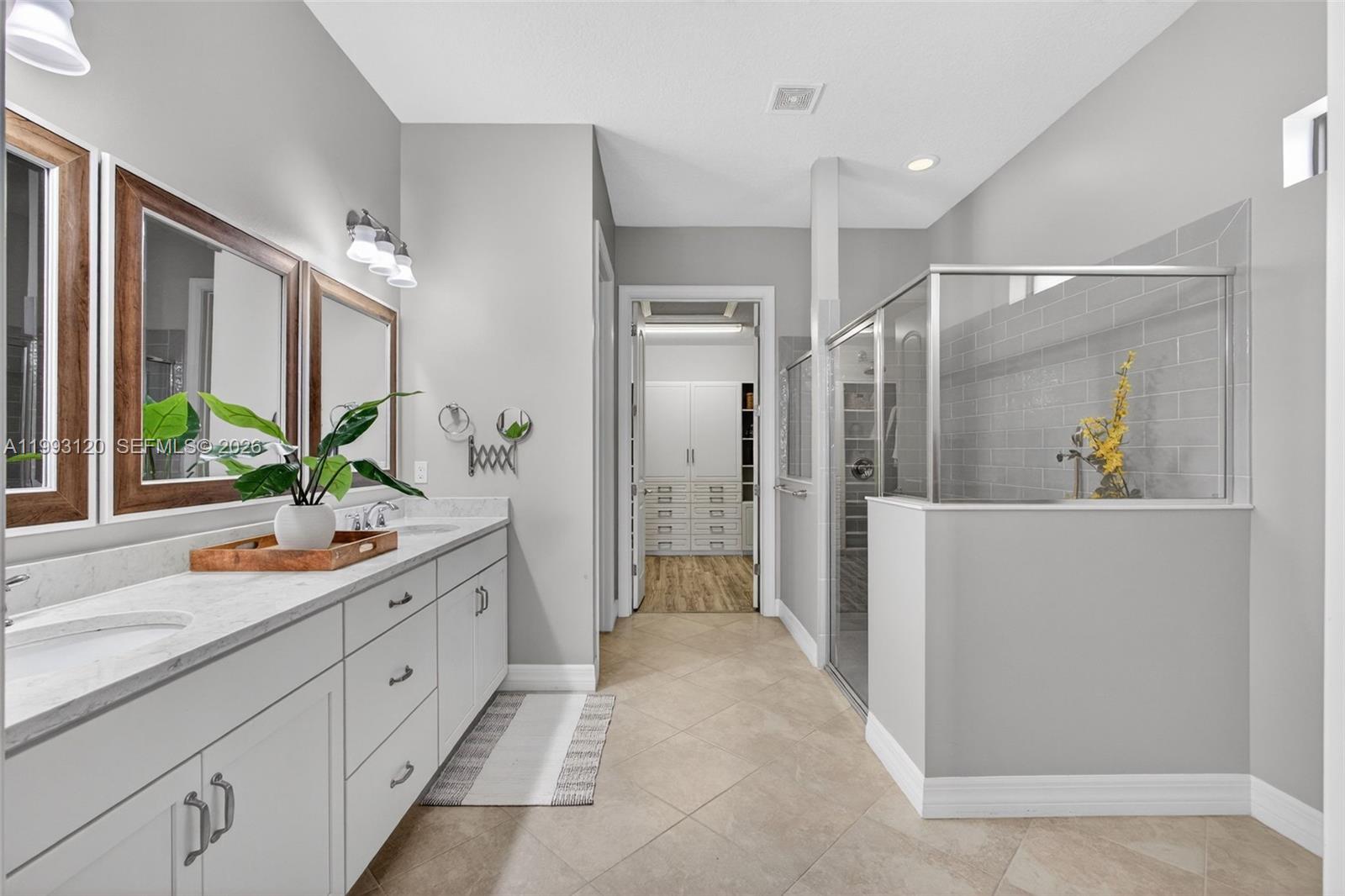 SONOMA ISLES - Residential