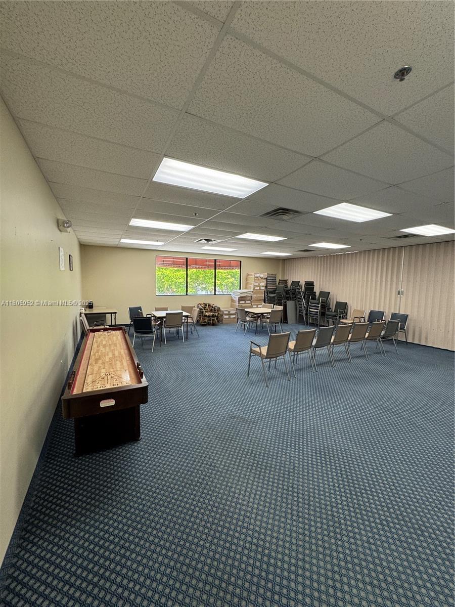 HOLLYBROOK GOLF AND - Residential