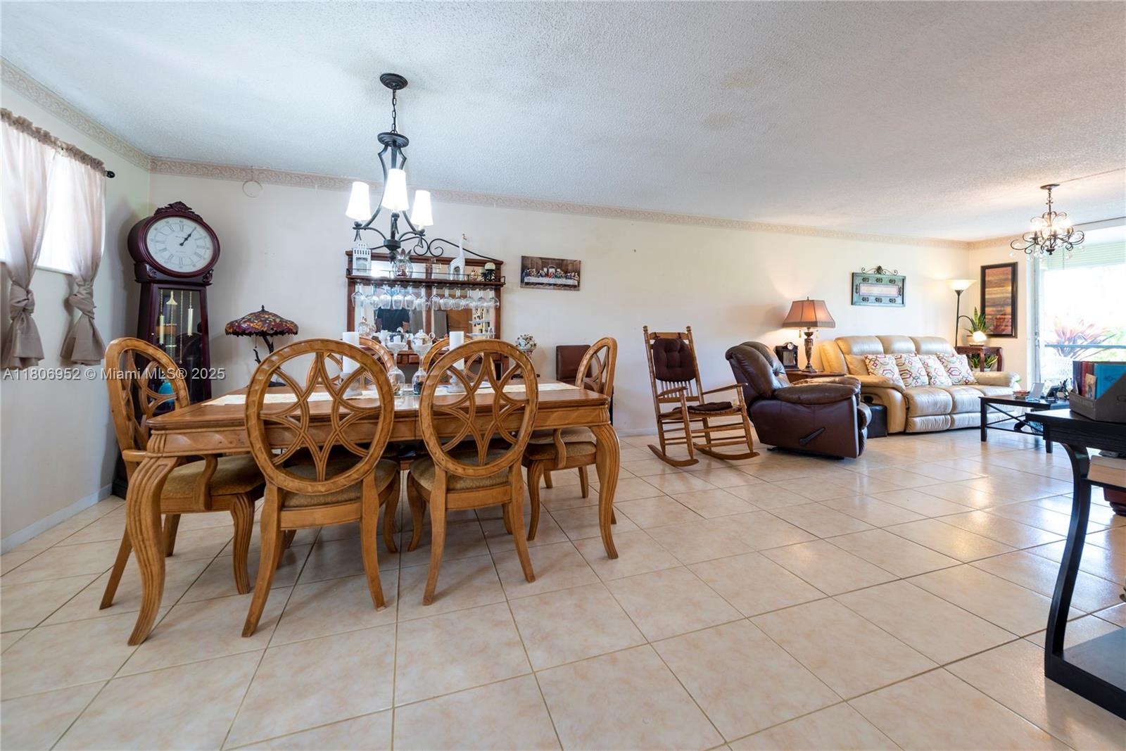 HOLLYBROOK GOLF AND - Residential