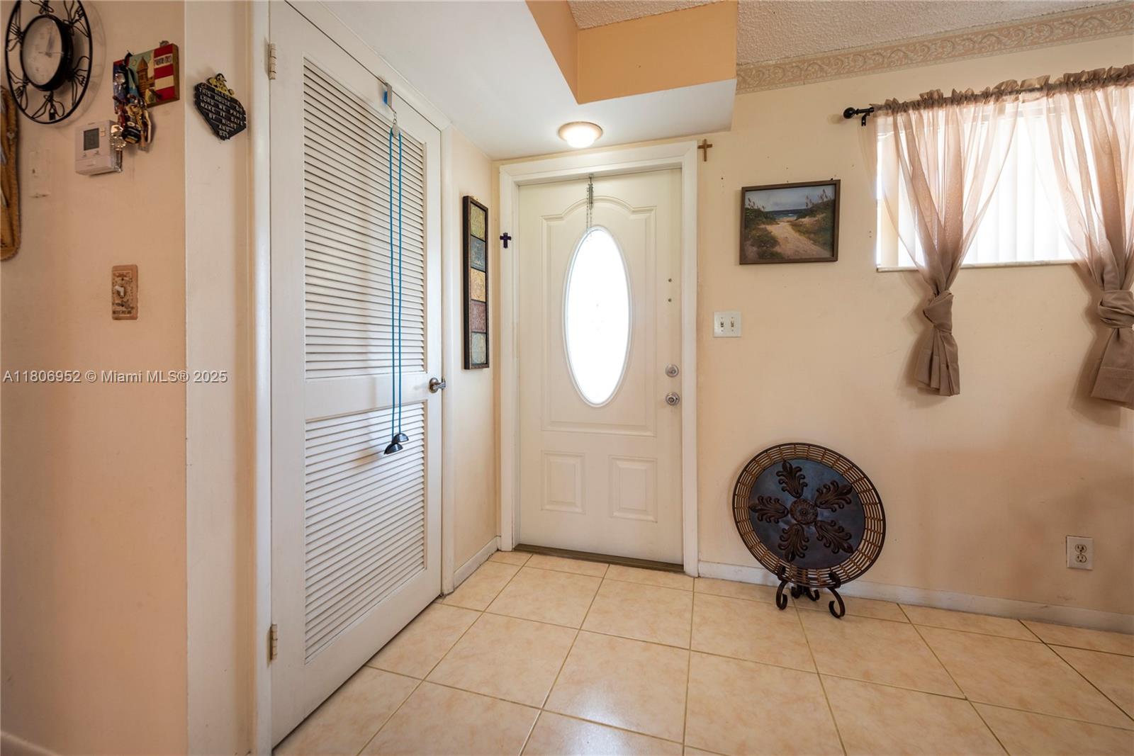 HOLLYBROOK GOLF AND - Residential