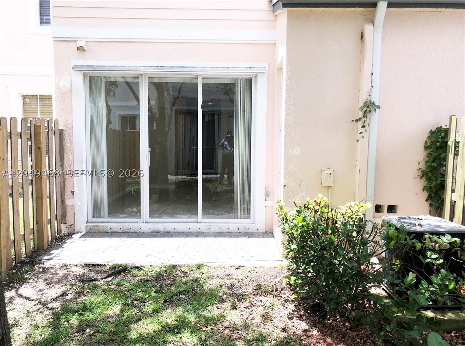 FIJI CONDO NO 2 - Residential Lease