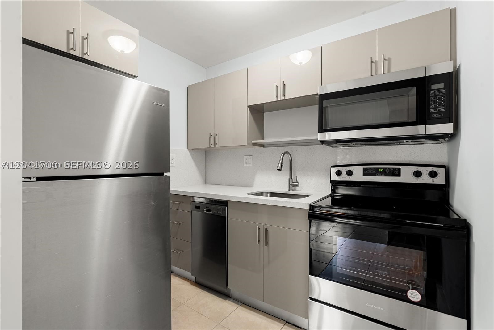 LITTLE RIVER GARDENS - Residential Lease