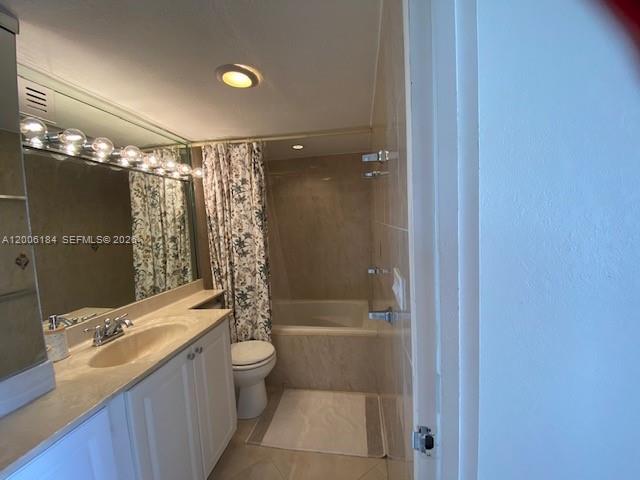 BAYVIEW TOWERS CONDO SOUT - Residential