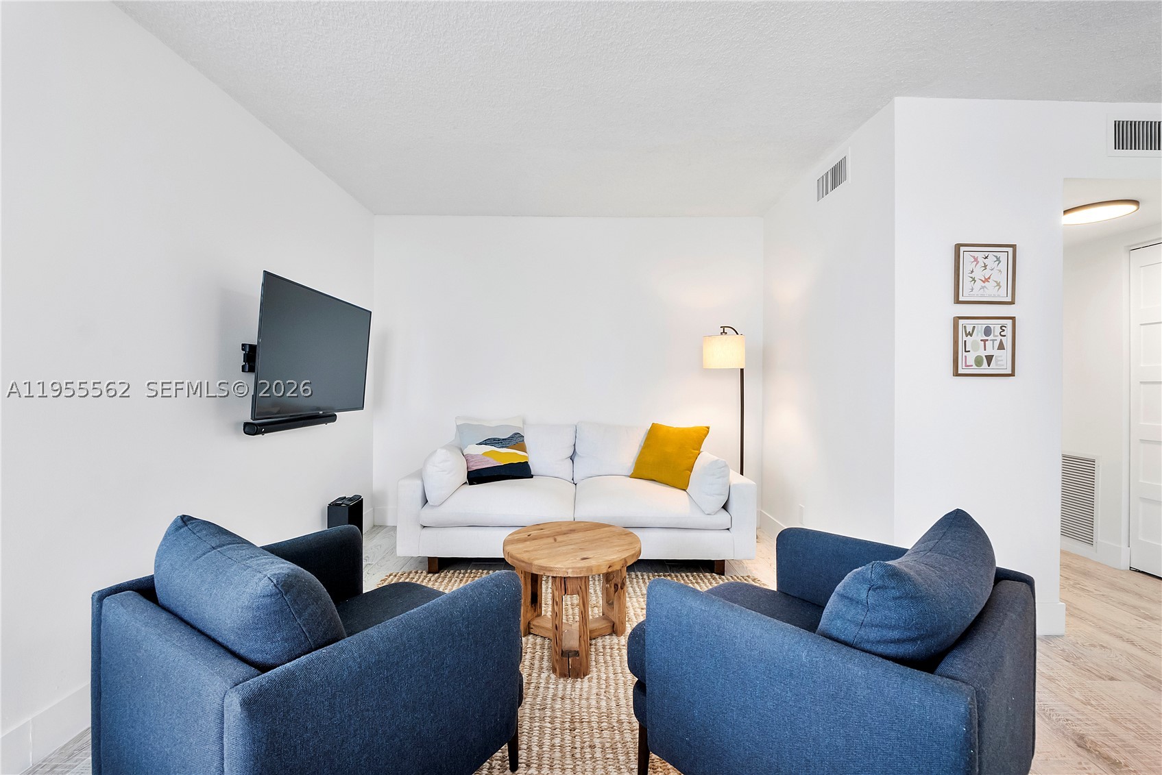 HILLSBORO LIGHT TOWERS CO - Residential