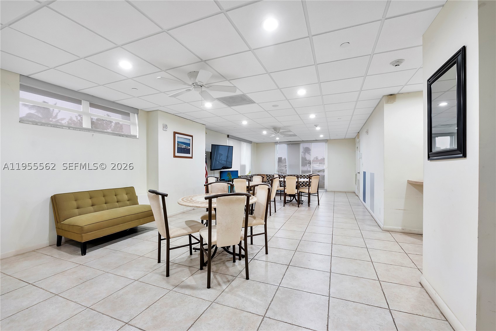 HILLSBORO LIGHT TOWERS CO - Residential