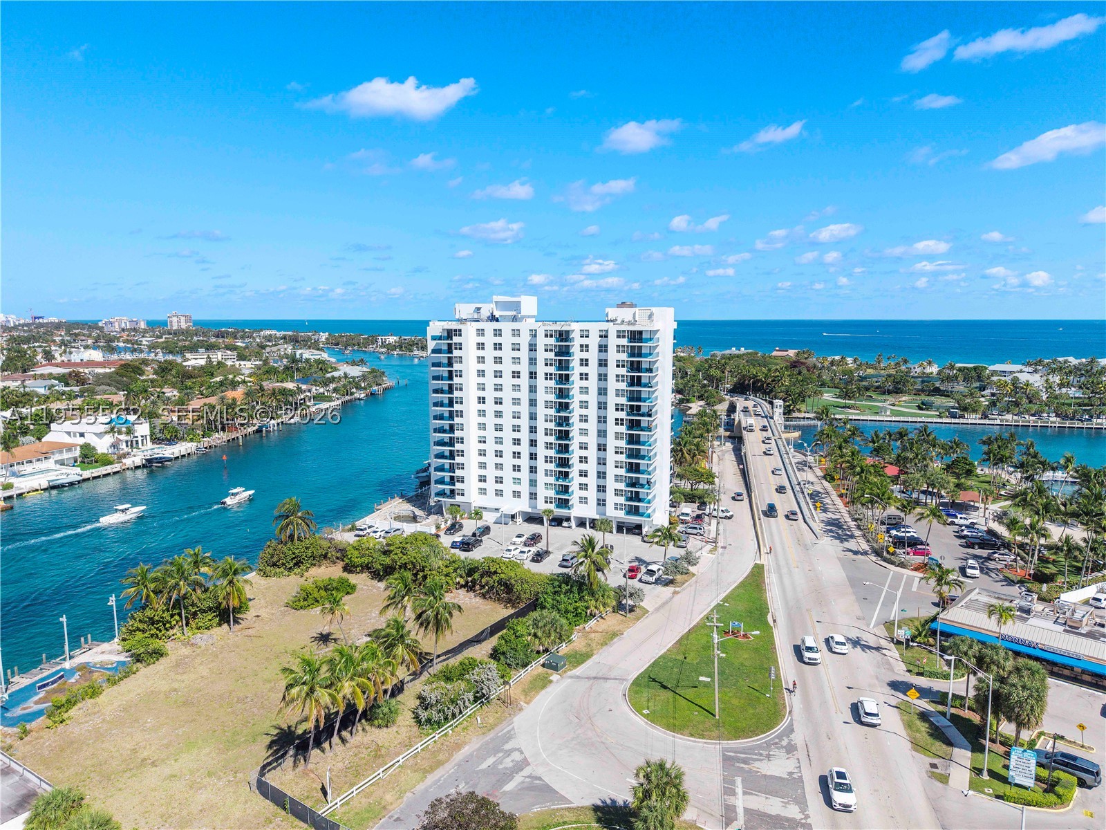 HILLSBORO LIGHT TOWERS CO - Residential