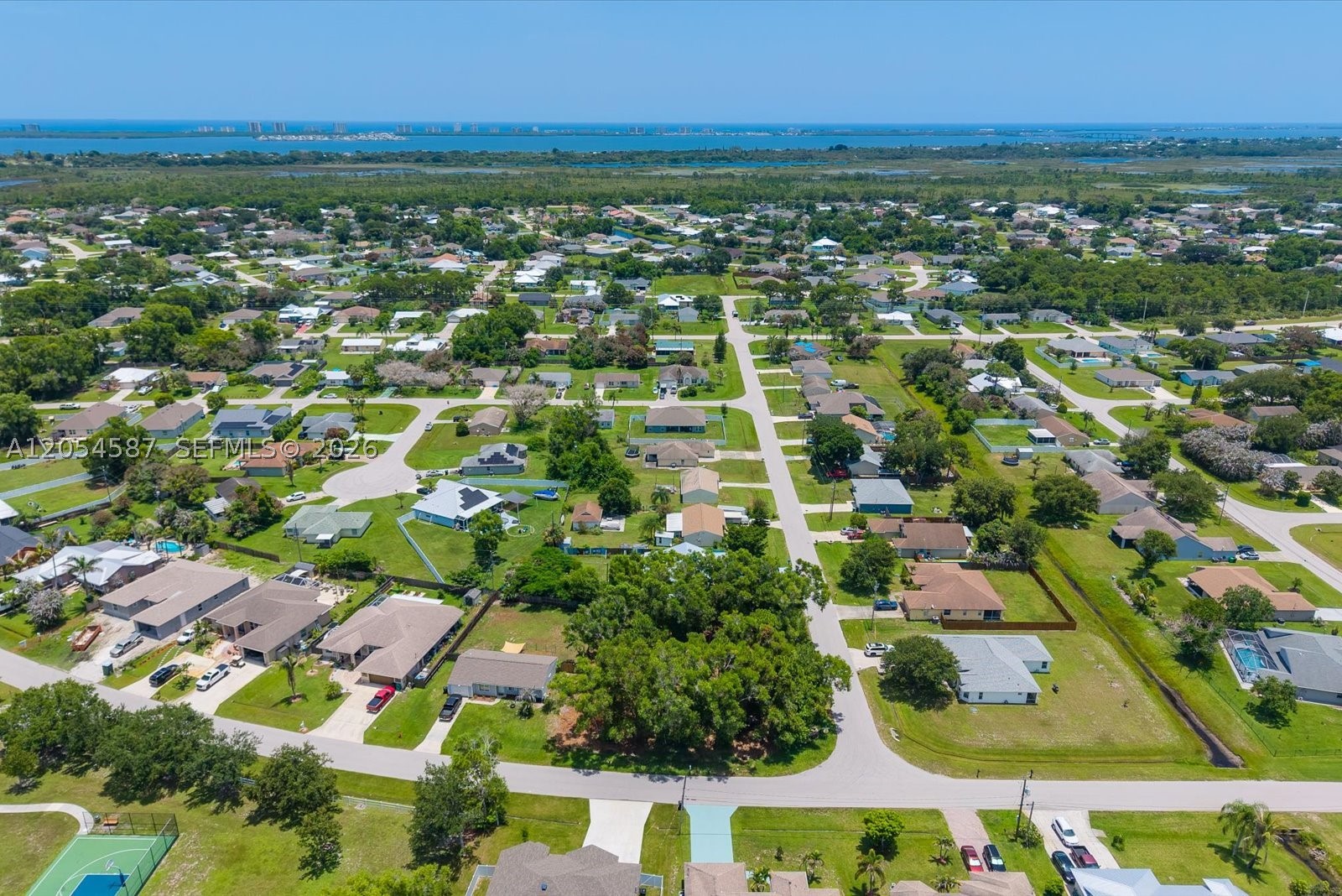 PORT ST LUCIE SECTION 40 - Land