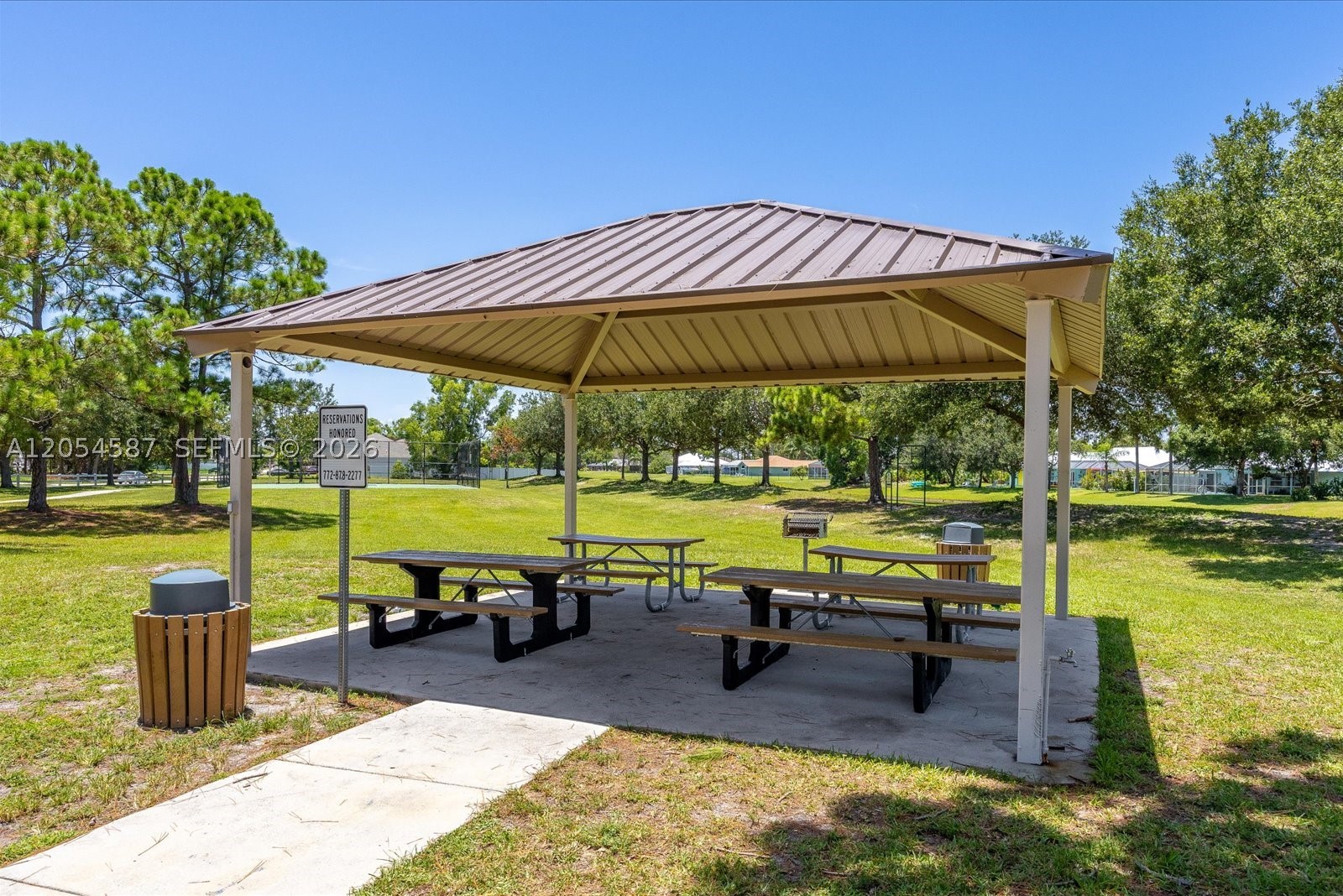 PORT ST LUCIE SECTION 40 - Land
