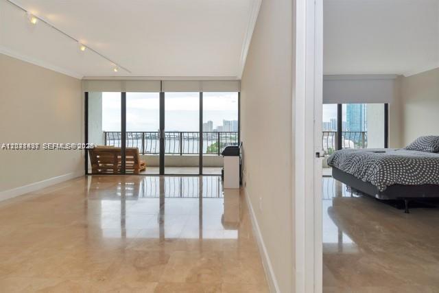 VENETIA CONDO - Residential