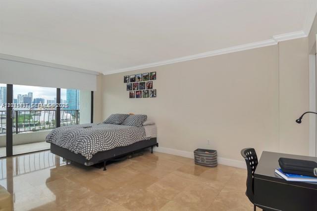 VENETIA CONDO - Residential