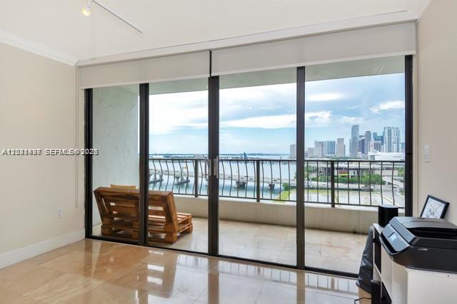 VENETIA CONDO - Residential
