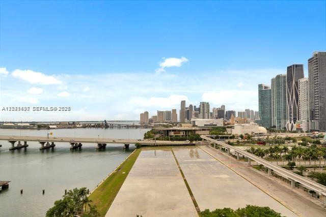 VENETIA CONDO - Residential