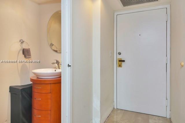 VENETIA CONDO - Residential
