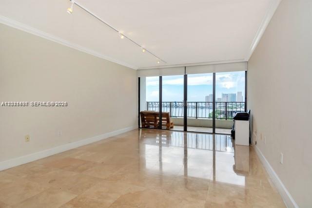 VENETIA CONDO - Residential
