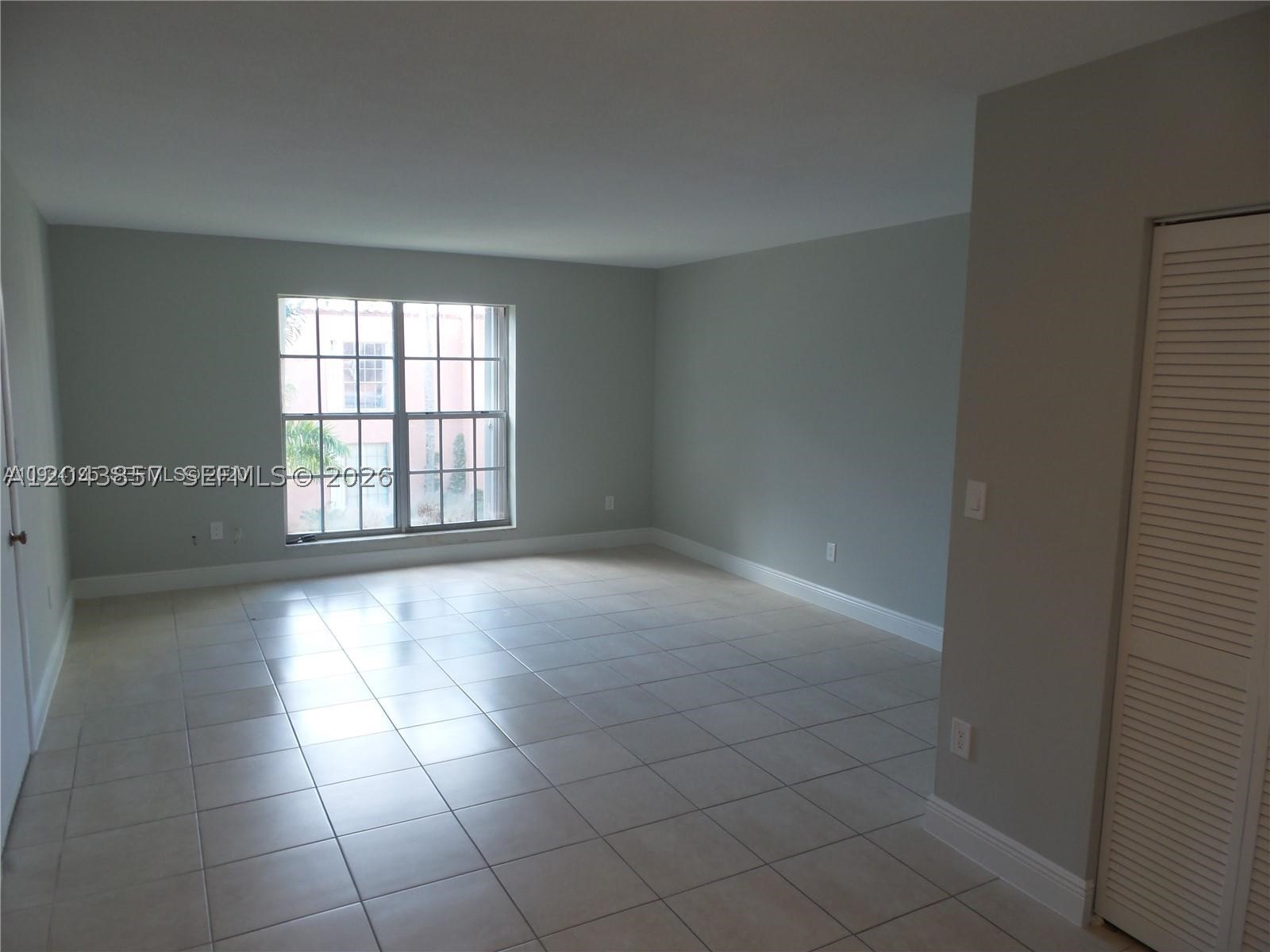 SPANISH TRACE CONDO - Residential Lease