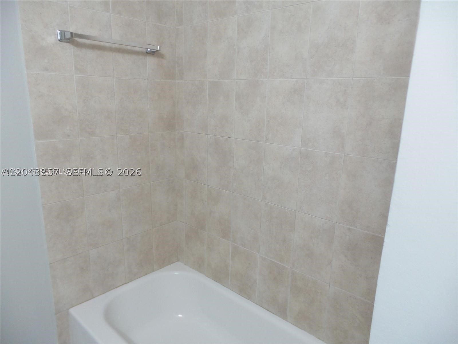 SPANISH TRACE CONDO - Residential Lease