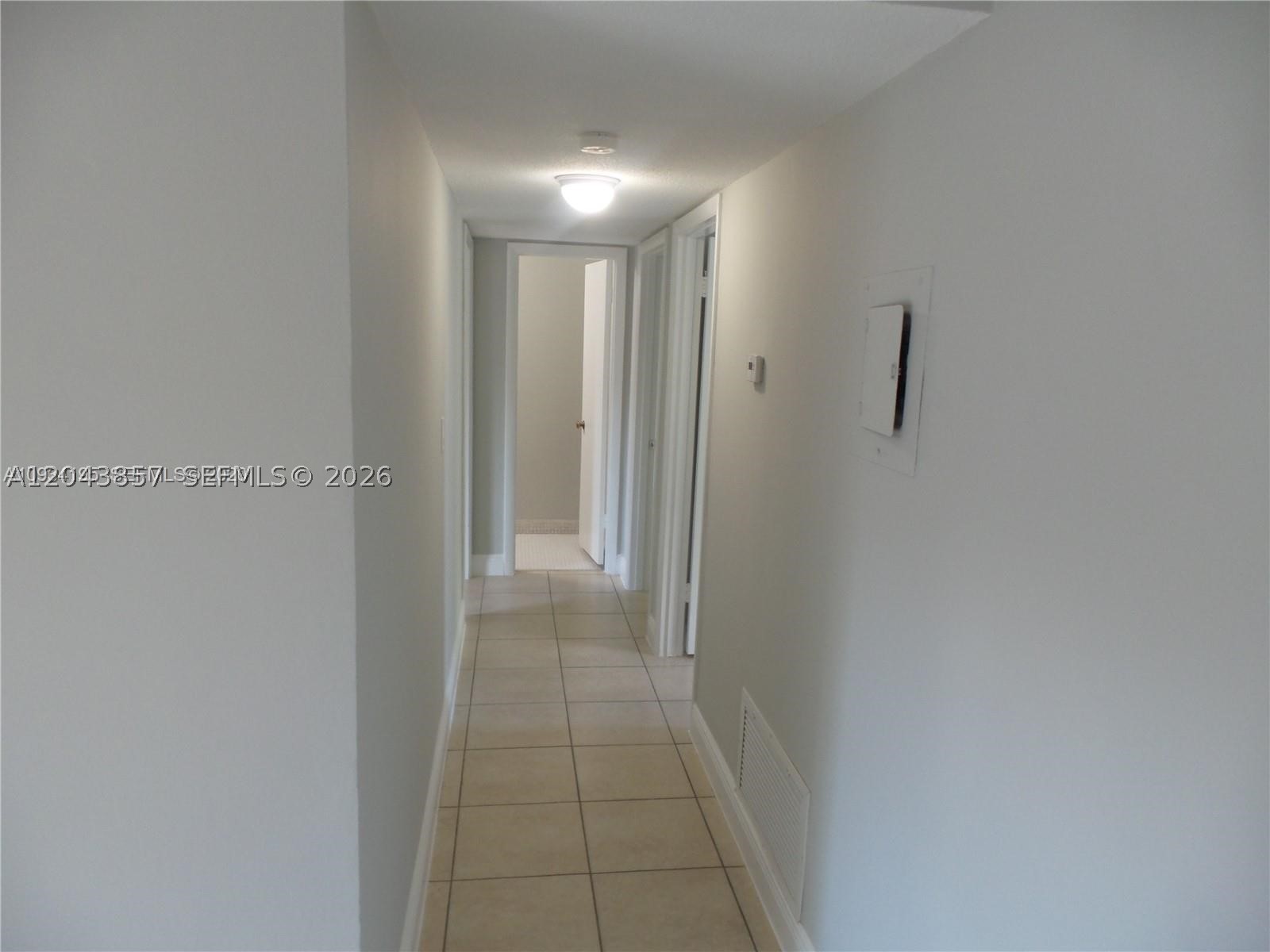 SPANISH TRACE CONDO - Residential Lease