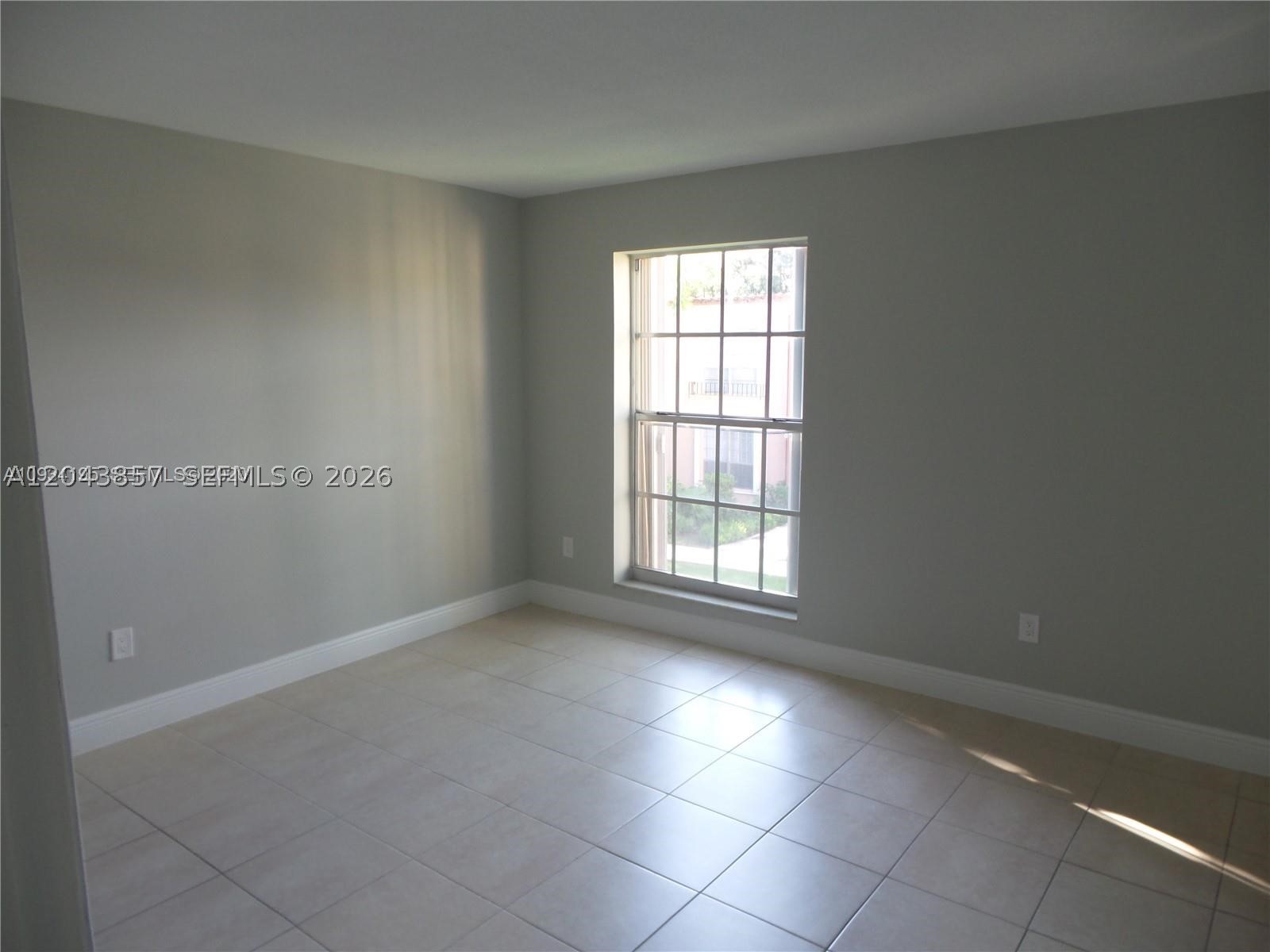 SPANISH TRACE CONDO - Residential Lease