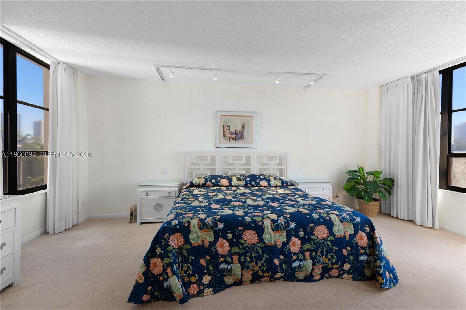 OLYMPUS CONDO - Residential
