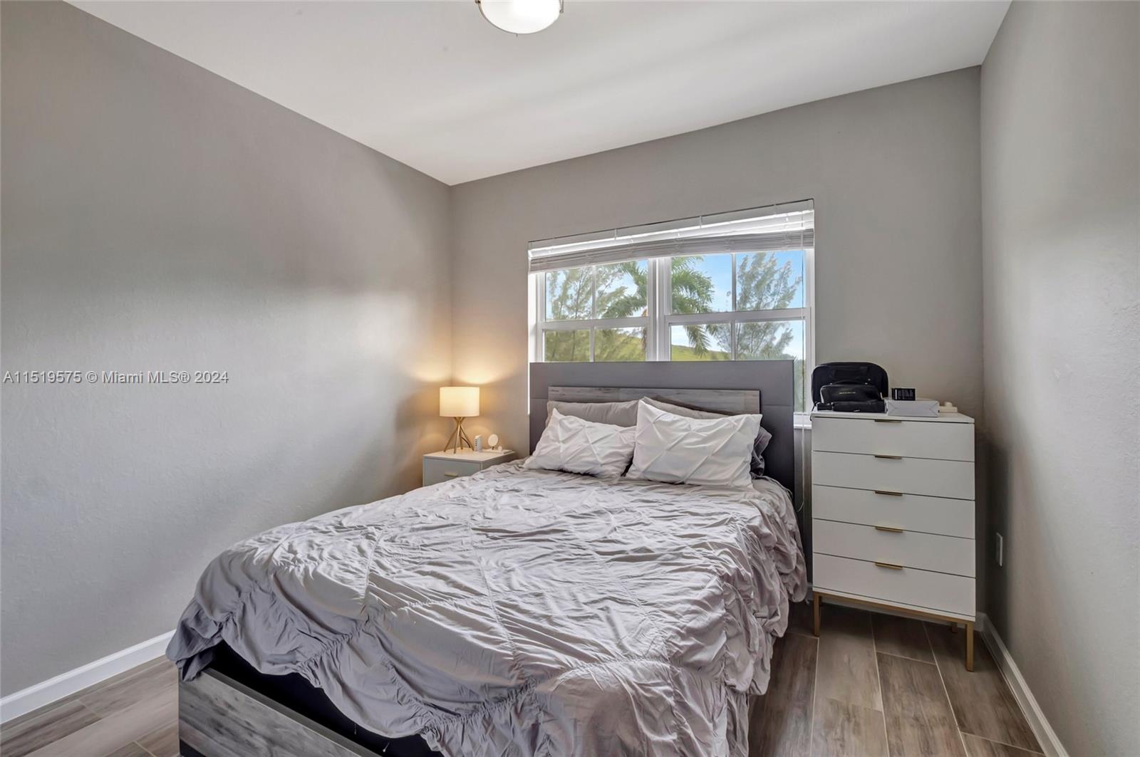ST MAARTEN AT GRAND BAY C - Residential Lease
