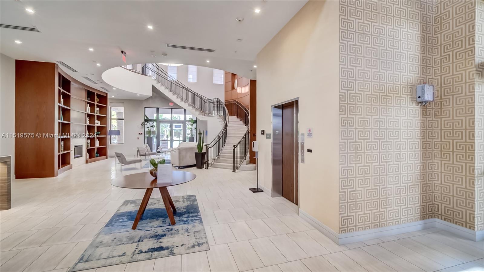 ST MAARTEN AT GRAND BAY C - Residential Lease