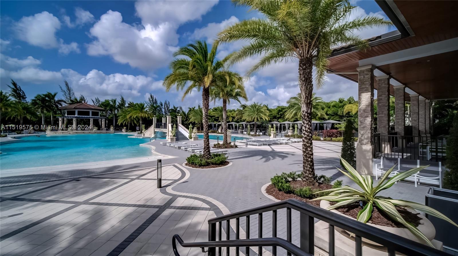 ST MAARTEN AT GRAND BAY C - Residential Lease