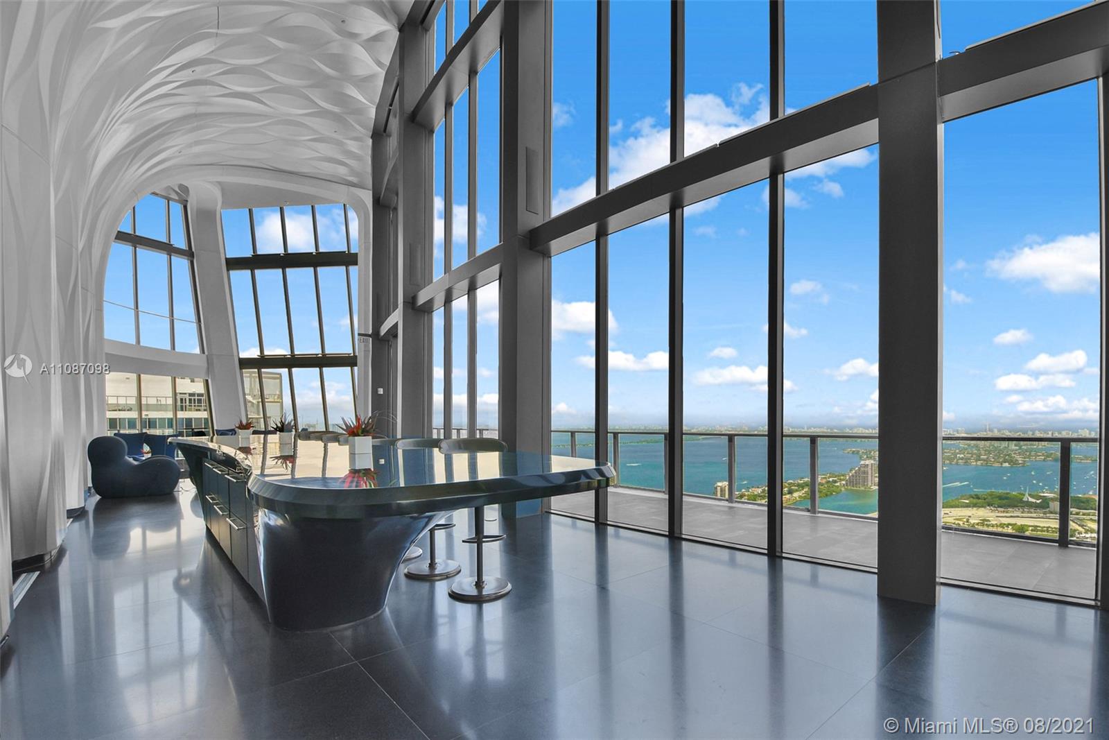 ONE THOUSAND MUSEUM - Residential