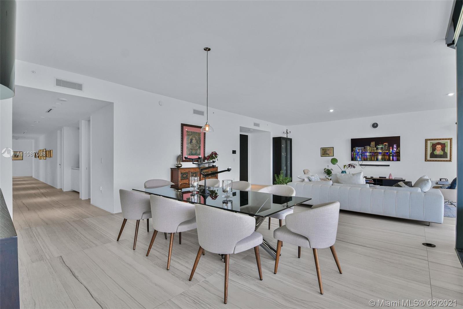 ONE THOUSAND MUSEUM - Residential