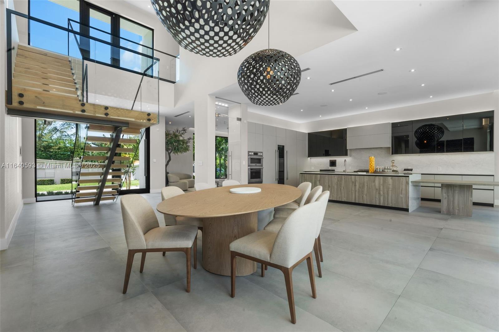 GOLDEN SHORES OCEAN BLVD - Residential
