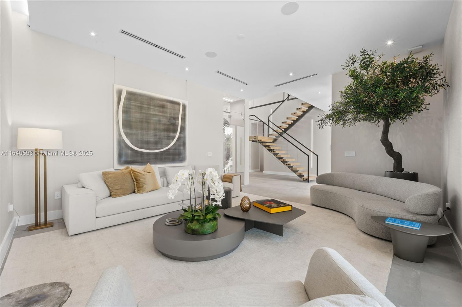GOLDEN SHORES OCEAN BLVD - Residential