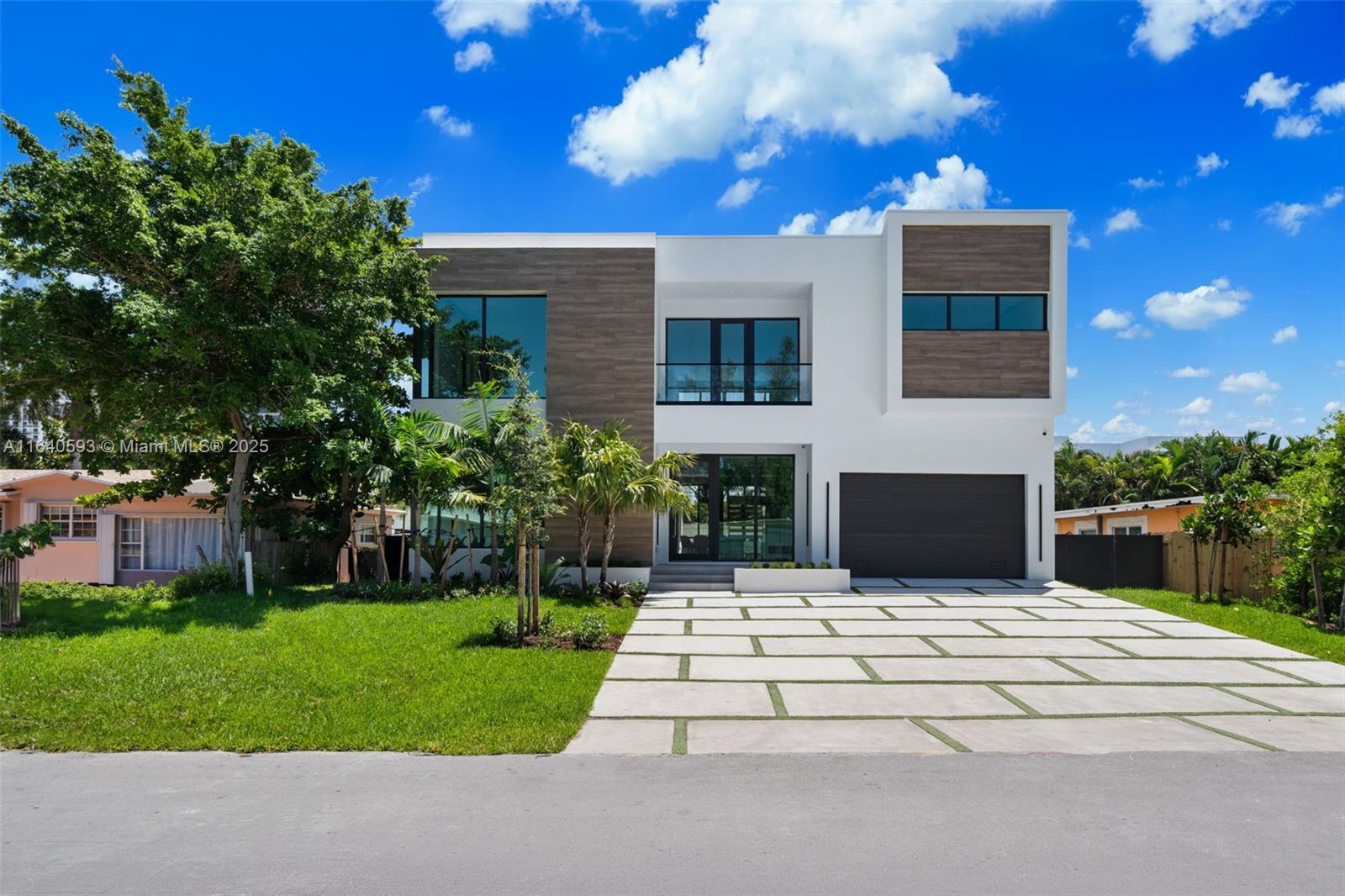 GOLDEN SHORES OCEAN BLVD - Residential