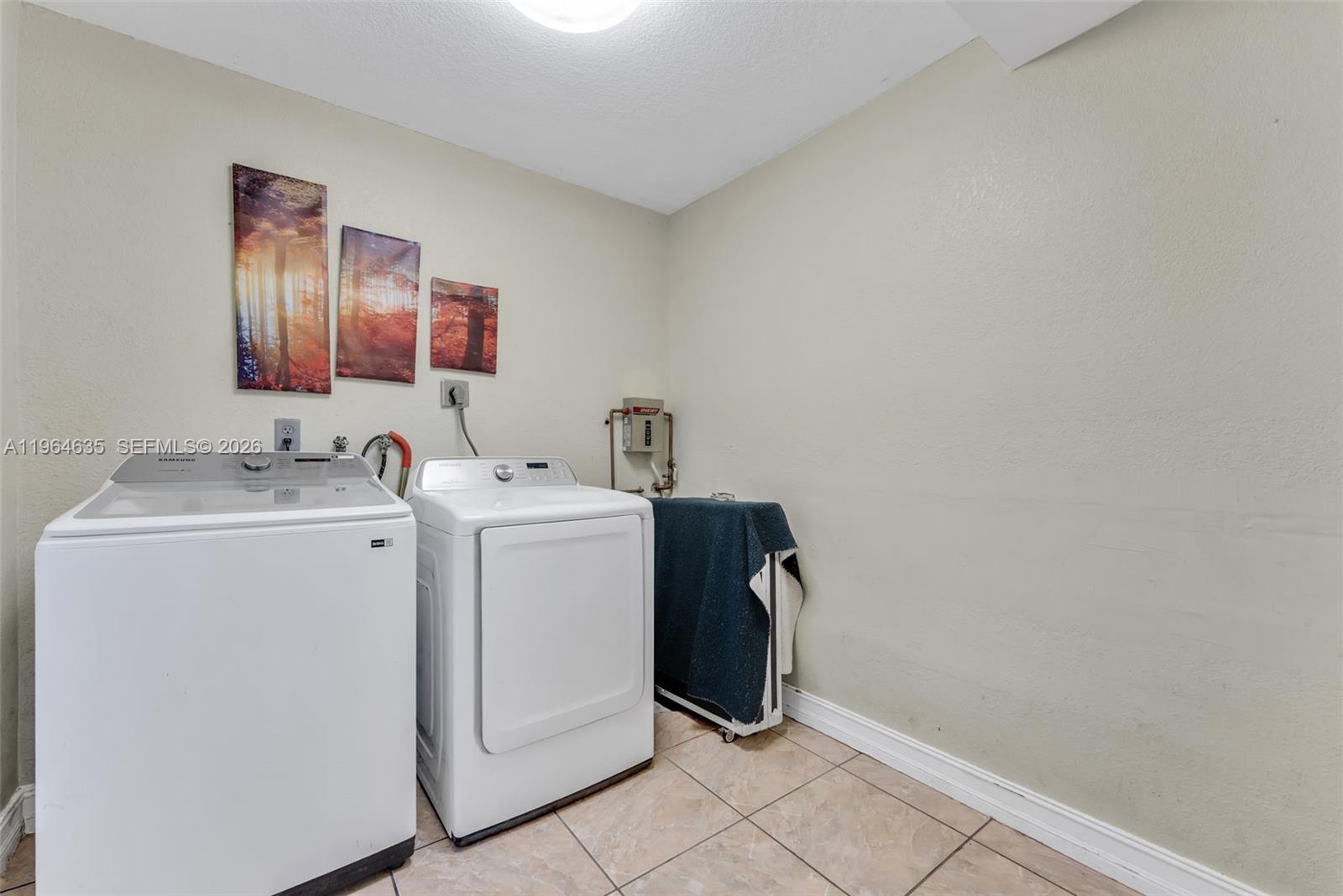 KINGS GARDENS SEC ONE - Residential