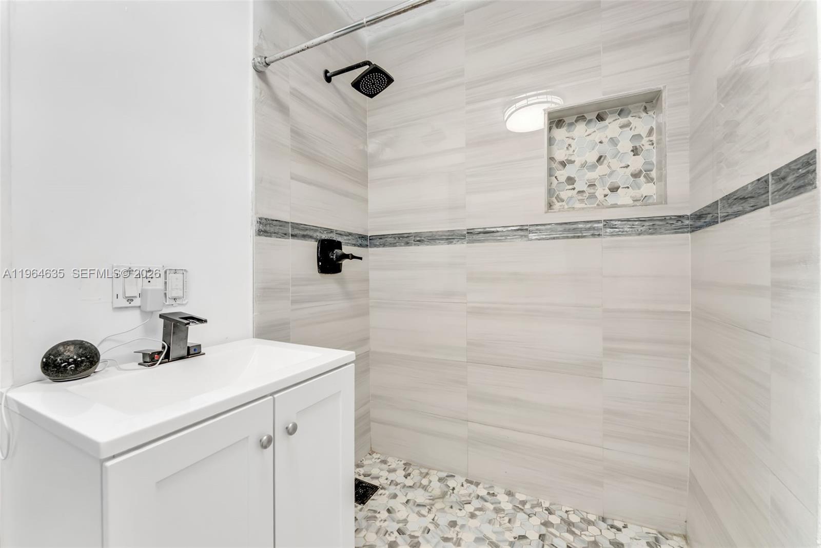 KINGS GARDENS SEC ONE - Residential