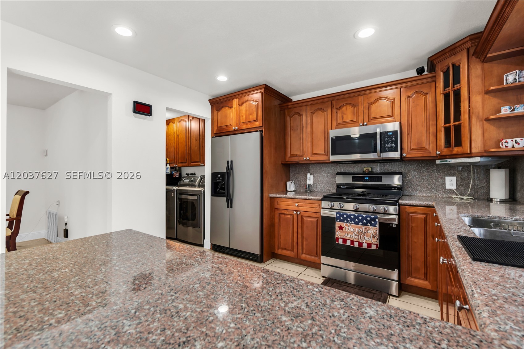 SUNRISE GOLF VILLAGE SEC - Residential