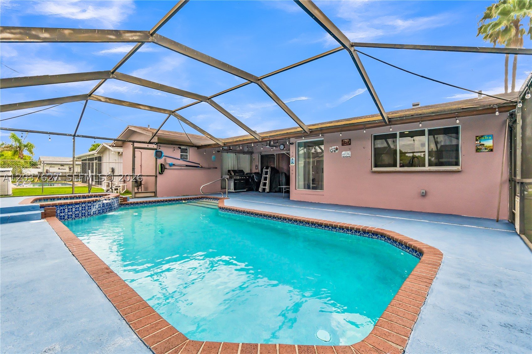 SUNRISE GOLF VILLAGE SEC - Residential