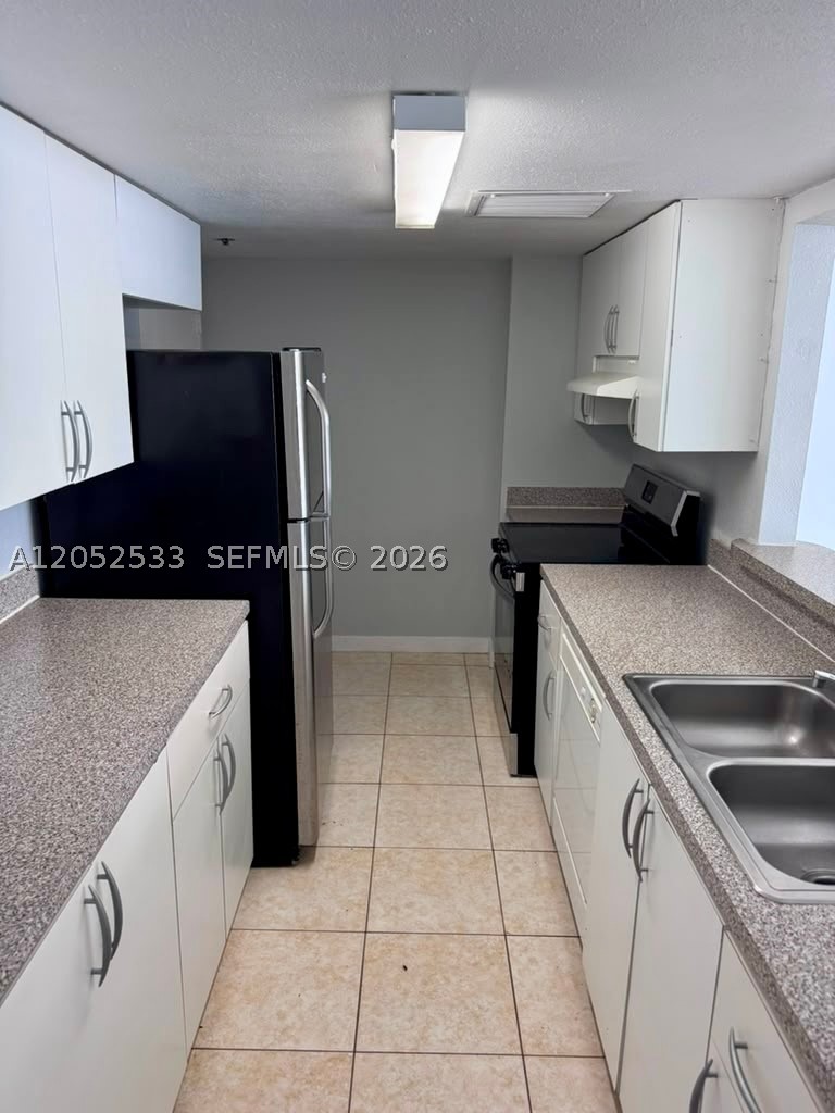 CARIBBEAN TOWERS CONDO - Residential Lease