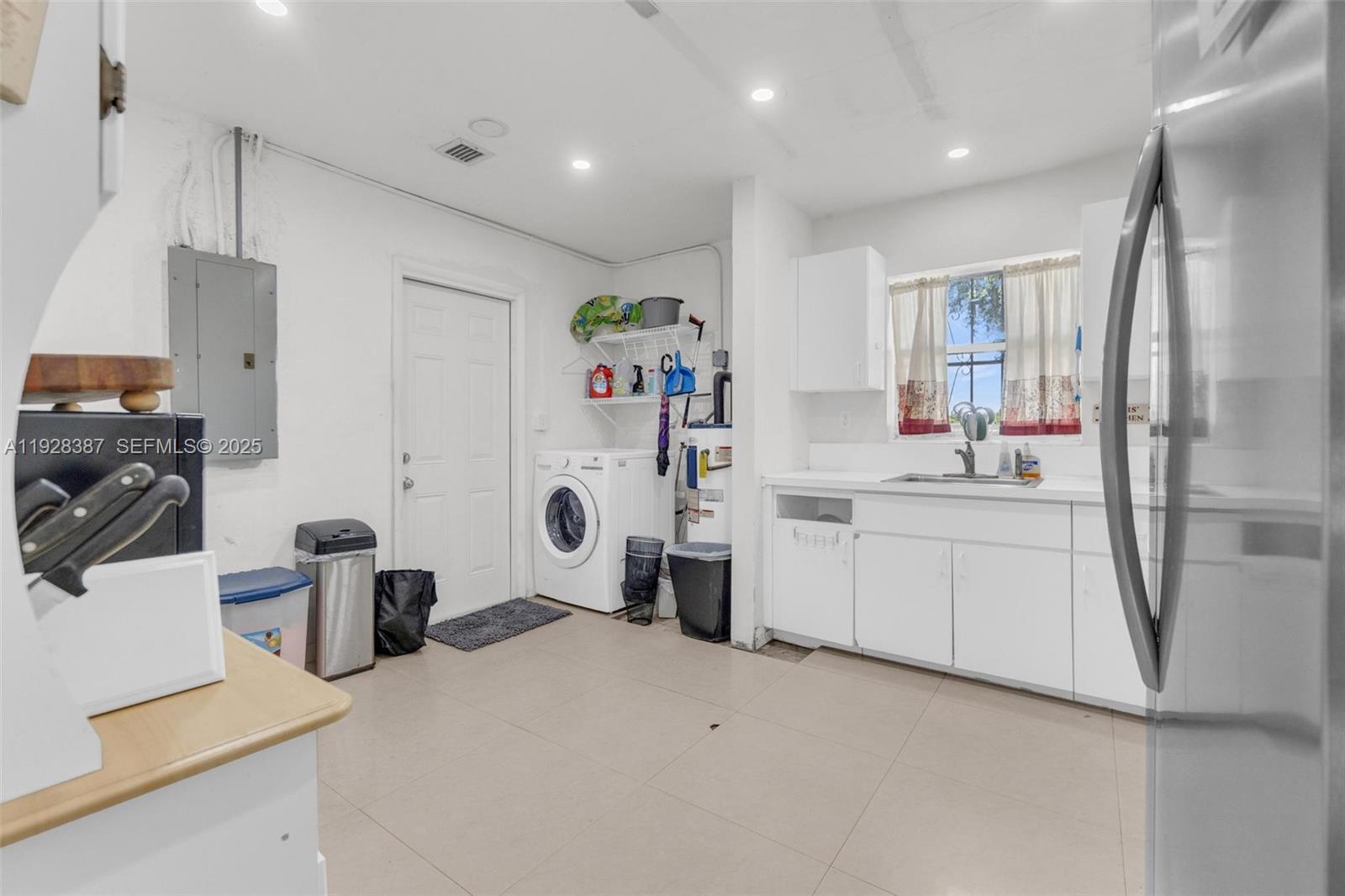 3RD ADDN TO STARLIGHT - Residential
